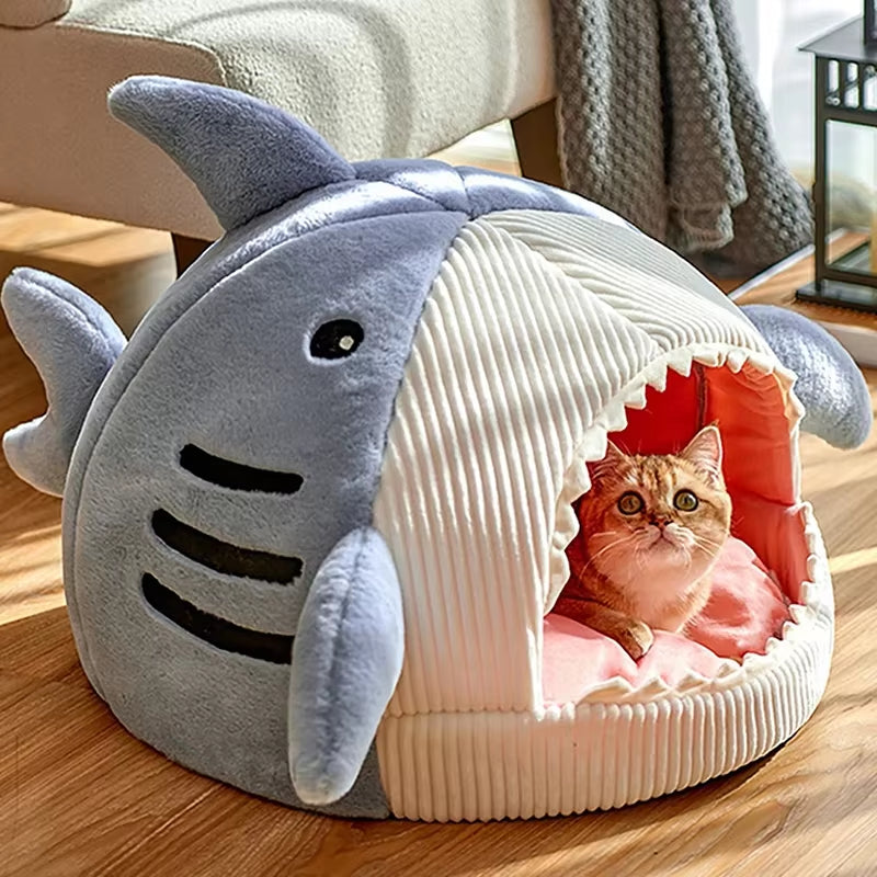 Warm Cat Beds - Cartoon Shark Pet Cave for Kittens, Cushioned Mat Tent and Nest for Pets