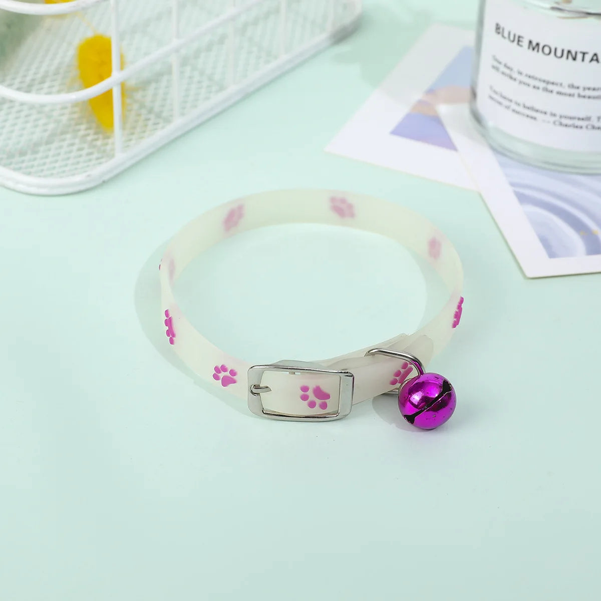 Glow-in-the-Dark Cat Collar
